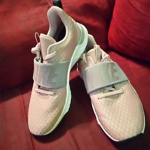 Women's Nike Renew Shoes